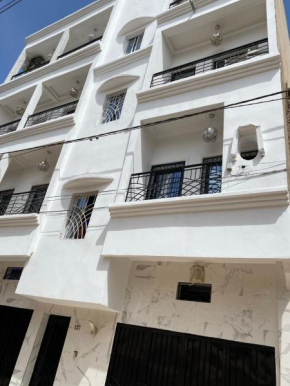 MPARIS DESIGN First class, Dakar Region